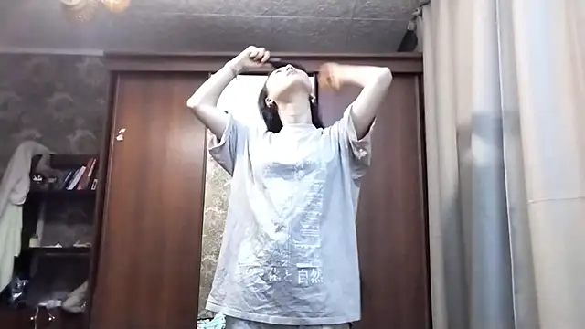 Snapshot of ArianeRandy chatting on 30, 11, 2025 ArianeRandy online show from 30, 11, 2025