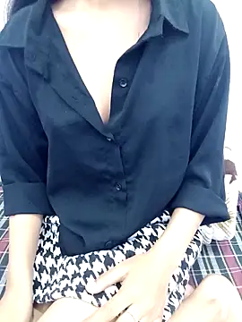 Triptii 0 online show from 30, 11, 2025