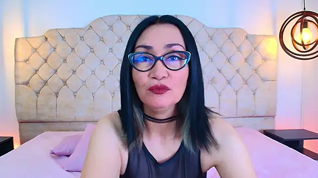 Snapshot of Lucy1_Lane chatting on 26, 11, 2025 Lucy1 Lane online show from 26, 11, 2025