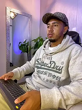 Brand Collins online show from 16, 4, 2026