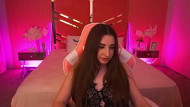 Snapshot of NaomiBaae chatting on 28, 11, 2025 NaomiBaae online show from 28, 11, 2025