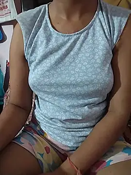 Snapshot of RASHMI_SHARMA9 chatting on 3, 7, 2026 RASHMI SHARMA9 online show from 3, 7, 2026