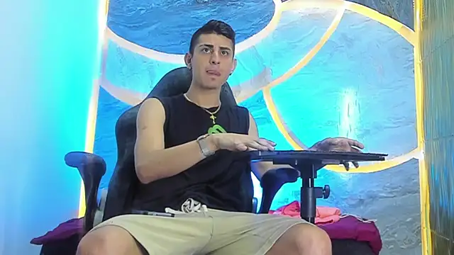 twink scott  online show from 2, 3, 2026