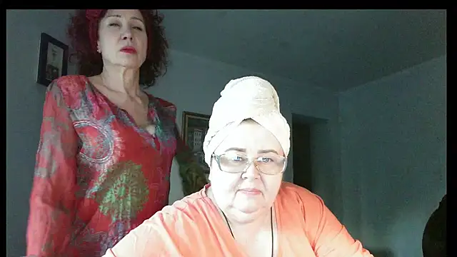 Snapshot of Kelly_Flurr chatting on 3, 5, 2026 Kelly Flurr online show from 3, 5, 2026