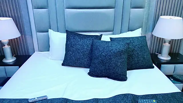 Snapshot of MadysonMiler chatting on 3, 12, 2025 MadysonMiler online show from 3, 12, 2025