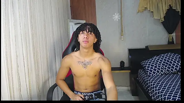 Snapshot of kim_curlyy chatting on 17, 2, 2026 kim curlyy online show from 17, 2, 2026