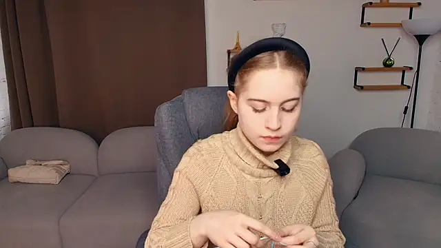 FairrryBluuum online show from 1, 12, 2025