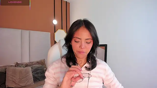 Snapshot of Scarlett_musik chatting on 16, 1, 2026 Scarlett musik online show from 16, 1, 2026