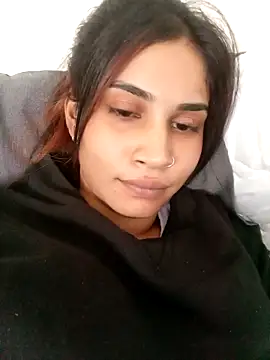 Miss-Perfection online show from 28, 4, 2026