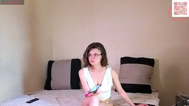 Snapshot of AlexaLurexx chatting on 21, 5, 2026 AlexaLurexx online show from 21, 5, 2026