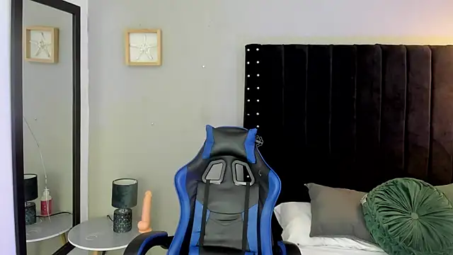 Bryan robayo5 online show from 14, 1, 2026