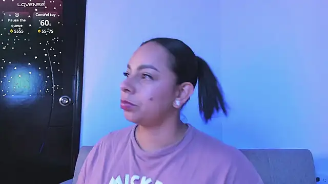 jimena chic1 online show from 5, 3, 2026