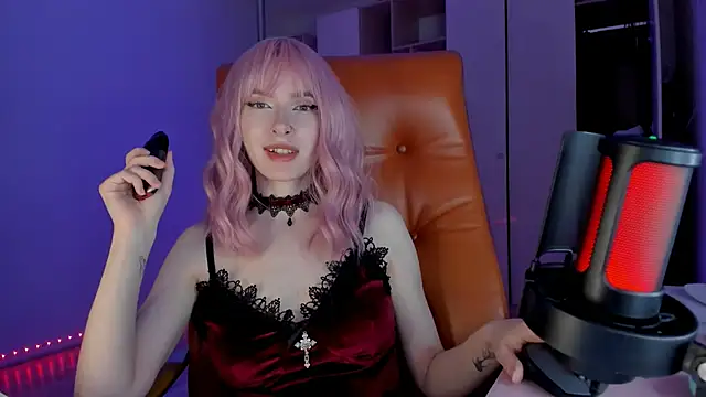 Snapshot of Mistress_Iris chatting on 3, 5, 2026 Mistress Iris online show from 3, 5, 2026