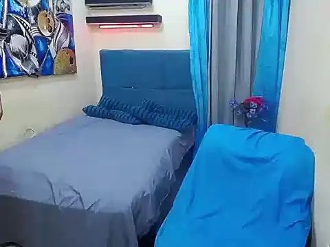 Snapshot of twinks_fuck chatting on 27, 11, 2025 twinks fuck online show from 27, 11, 2025