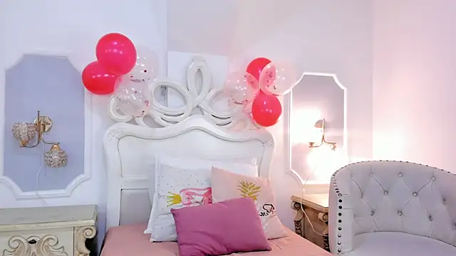 miss vivienne online show from 12, 2, 2026