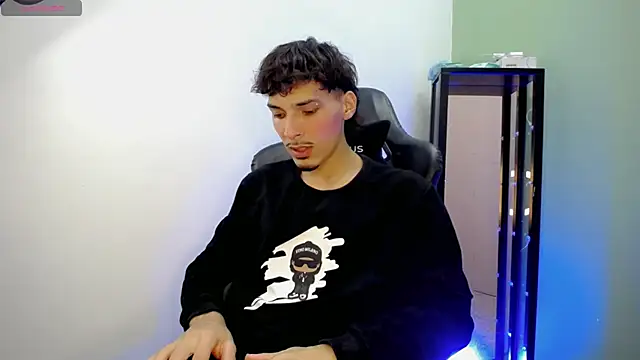 Yankeee  online show from 30, 11, 2025