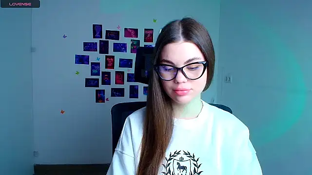 Violetta Brilliant online show from 6, 1, 2026