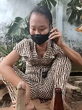 Snapshot of LoveDirty3x chatting on 29, 11, 2025 LoveDirty3x online show from 29, 11, 2025