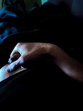 Snapshot of daniellDT chatting on 18, 12, 2025 daniellDT online show from 18, 12, 2025