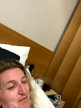 Skyme2713 online show from 3, 12, 2025