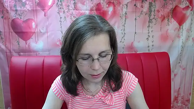 Snapshot of DaisyEdit chatting on 23, 5, 2026 DaisyEdit online show from 23, 5, 2026