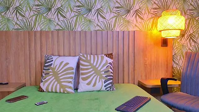 Snapshot of Mia_Cullen chatting on 24, 2, 2026 Mia Cullen online show from 24, 2, 2026