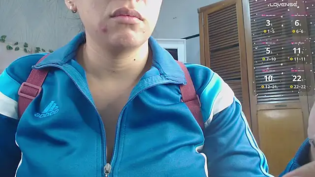 KaylaVonn online show from 17, 12, 2025