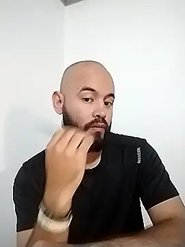 Duglass tomson online show from 29, 11, 2025