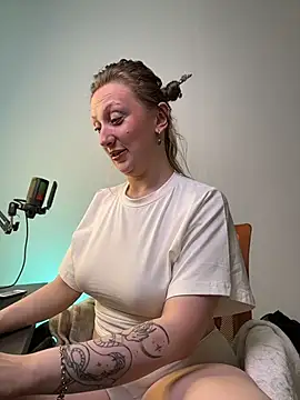 Snapshot of Helga_vibe chatting on 18, 7, 2026 Helga vibe online show from 18, 7, 2026