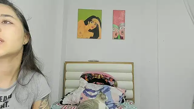 Snapshot of ROUS_SWEET_ chatting on 16, 4, 2026 ROUS SWEET online show from 16, 4, 2026