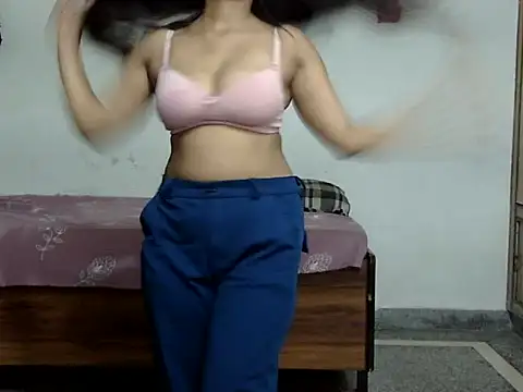 Snapshot of cute_rohani1 chatting on 7, 7, 2026 cute rohani1 online show from 7, 7, 2026