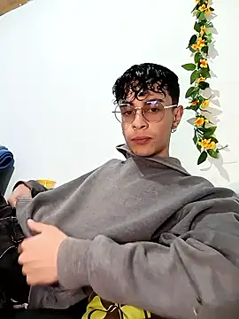 2 milo verus 4 online show from 10, 1, 2026