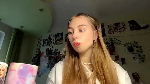 AmandaVyhnal online show from 28, 11, 2025