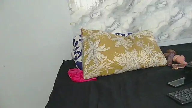 Snapshot of SexyZuluBarbie chatting on 28, 5, 2026 SexyZuluBarbie online show from 28, 5, 2026