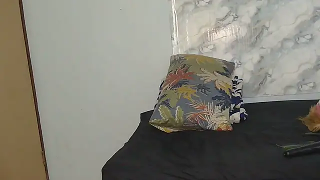 SexyZuluBarbie online show from 18, 6, 2026
