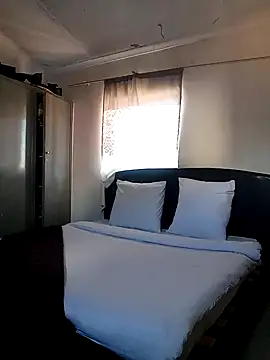 Snapshot of SeasonalCanvas138 chatting on 3, 12, 2025 SeasonalCanvas138 online show from 3, 12, 2025