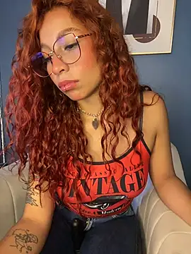 PrettyChloe  online show from 24, 3, 2026