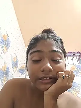 Cute diya023 online show from 15, 7, 2026