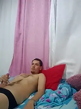 CrownedScrumpy 1 online show from 2, 12, 2025