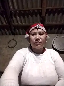 Snapshot of LeoPet2x chatting on 18, 3, 2026 LeoPet2x online show from 18, 3, 2026