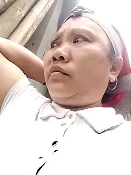 Snapshot of LeoPet2x chatting on 23, 3, 2026 LeoPet2x online show from 23, 3, 2026