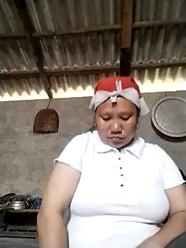 Snapshot of LeoPet2x chatting on 12, 4, 2026 LeoPet2x online show from 12, 4, 2026