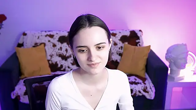 KateWillows online show from 22, 3, 2026