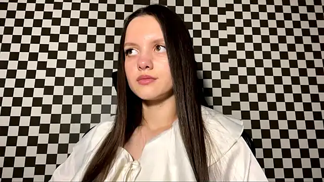 ConchitaMaestas online show from 13, 12, 2025