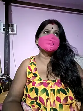 Snapshot of me-pari-hu chatting on 18, 12, 2025 me-pari-hu online show from 18, 12, 2025