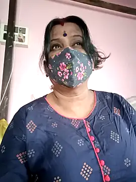 Snapshot of me-pari-hu chatting on 20, 12, 2025 me-pari-hu online show from 20, 12, 2025