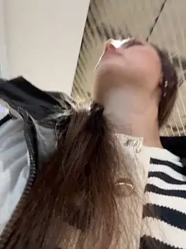 ZaraHill online show from 2, 12, 2025