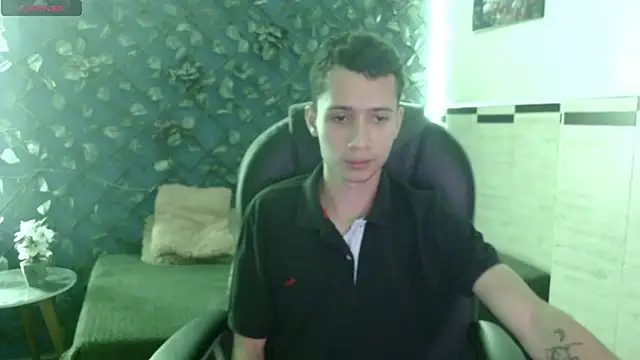 LucassSmith11 online show from 14, 12, 2025