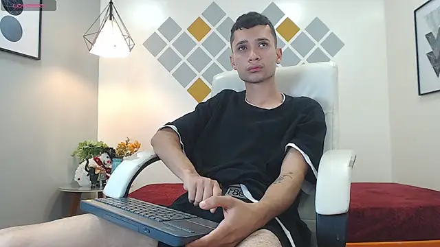 Snapshot of LucassSmith11 chatting on 19, 1, 2026 LucassSmith11 online show from 19, 1, 2026