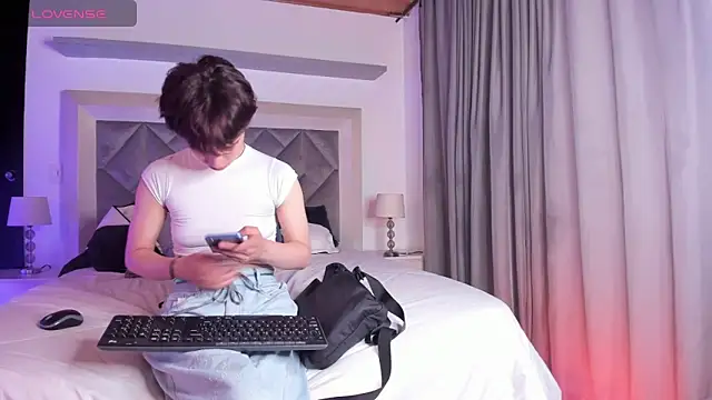 Brenda Tina online show from 19, 12, 2025